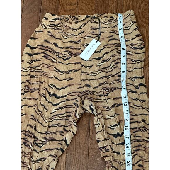 NWT WEWOREWHAT Resortwear Beach XS Tiger Stripes High Rise Statement Pants - Picture 8 of 14